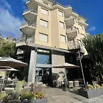Sole Mare Otel 3*