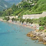 Sole Mare ונטימיגליה