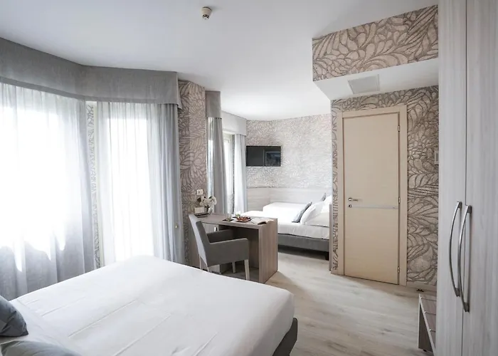 Hotel Sole Mare Vintimille